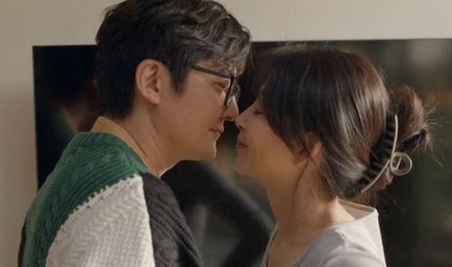 国产夫妻小视频,温馨家庭生活瞬间记录 第2张 国产夫妻小视频,温馨家庭生活瞬间记录 第2张